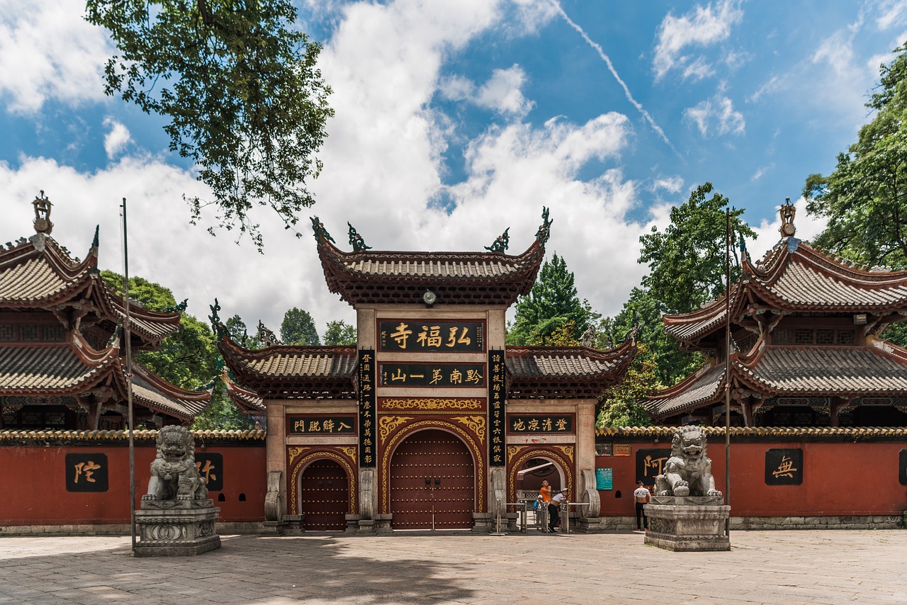 10 Best Places to Visit in China - Travel Video