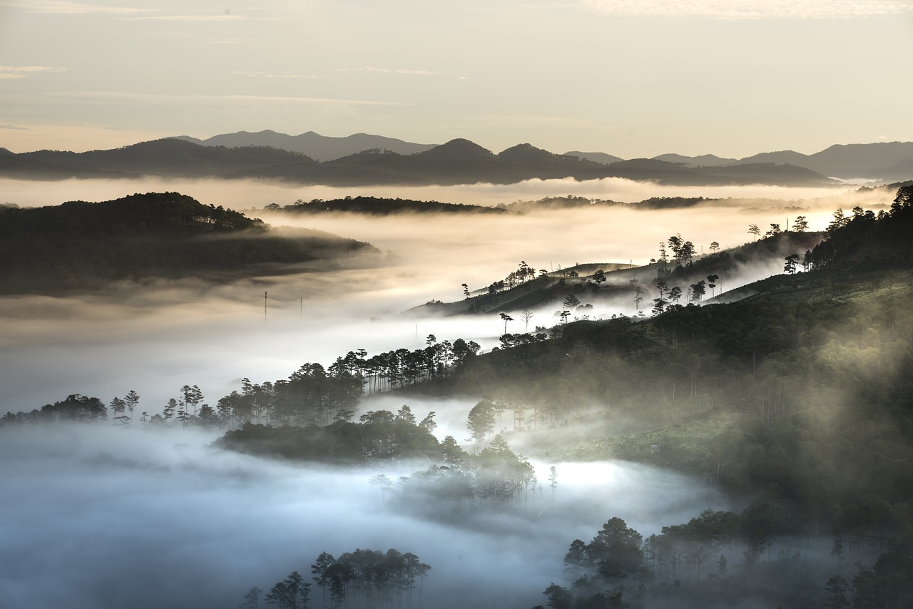 12 Best Places to Visit in Vietnam - Travel Video